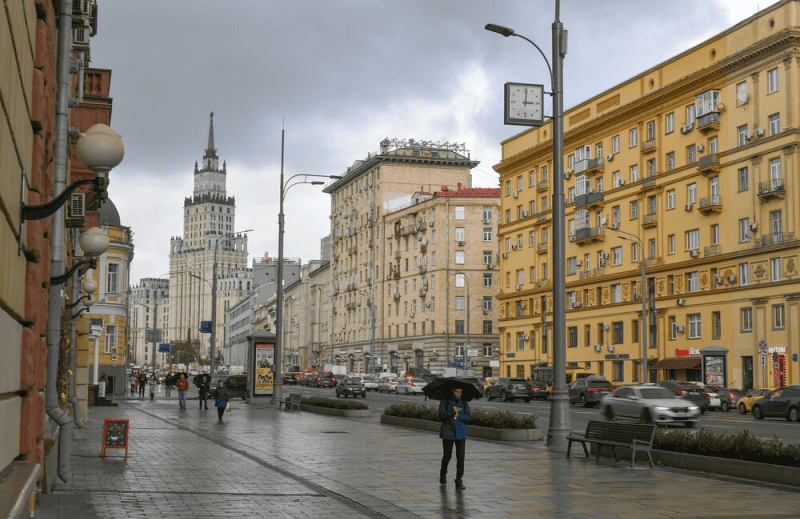 Москва осень город дождь Фото Сергея Киселёва / агентство «Москва»