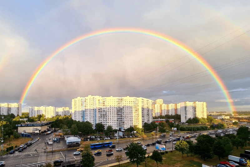 радуга, дождь, Фото мобильного репортера / агентство «Москва»