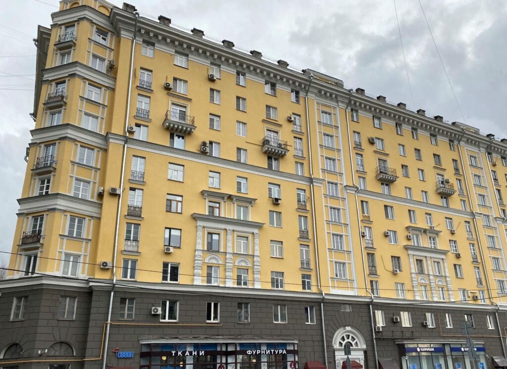 В Даниловском районе отремонтировали дом-шедевр неоклассицизма