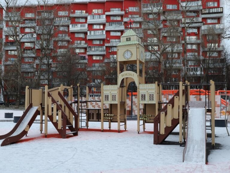 В 2024 году благоустроят около 1,7 тысячи столичных дворов