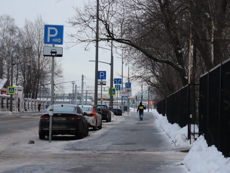 8 и 9 марта парковка будет бесплатной