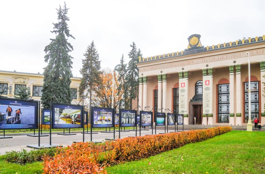 На ВДНХ открылась фотовыставка об истории московского водопровода