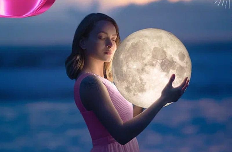 «Предсказания 2025»: премьера на «Домашнем» (16+)