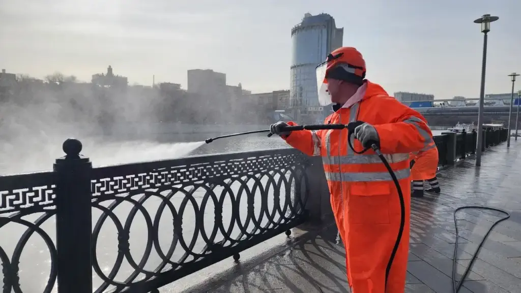 Набережные в Москве подготовили к открытию навигации