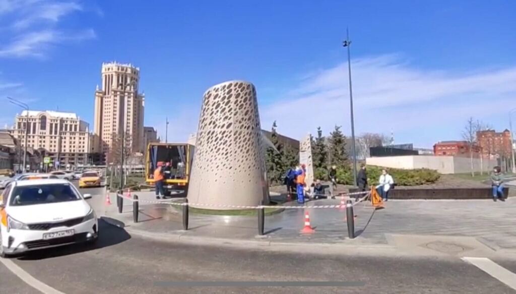 Более 13 тысяч вентшахт коллекторов промоют в Москве