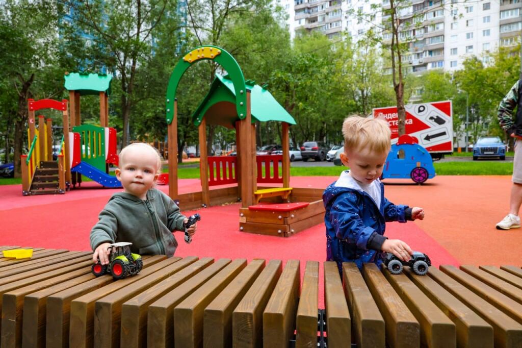 В Москве выполнили почти 60% работ по благоустройству дворовых территорий