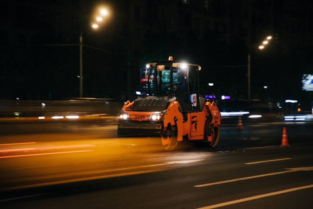 На Садовом кольце на 80% выполнены работы по обновлению асфальта