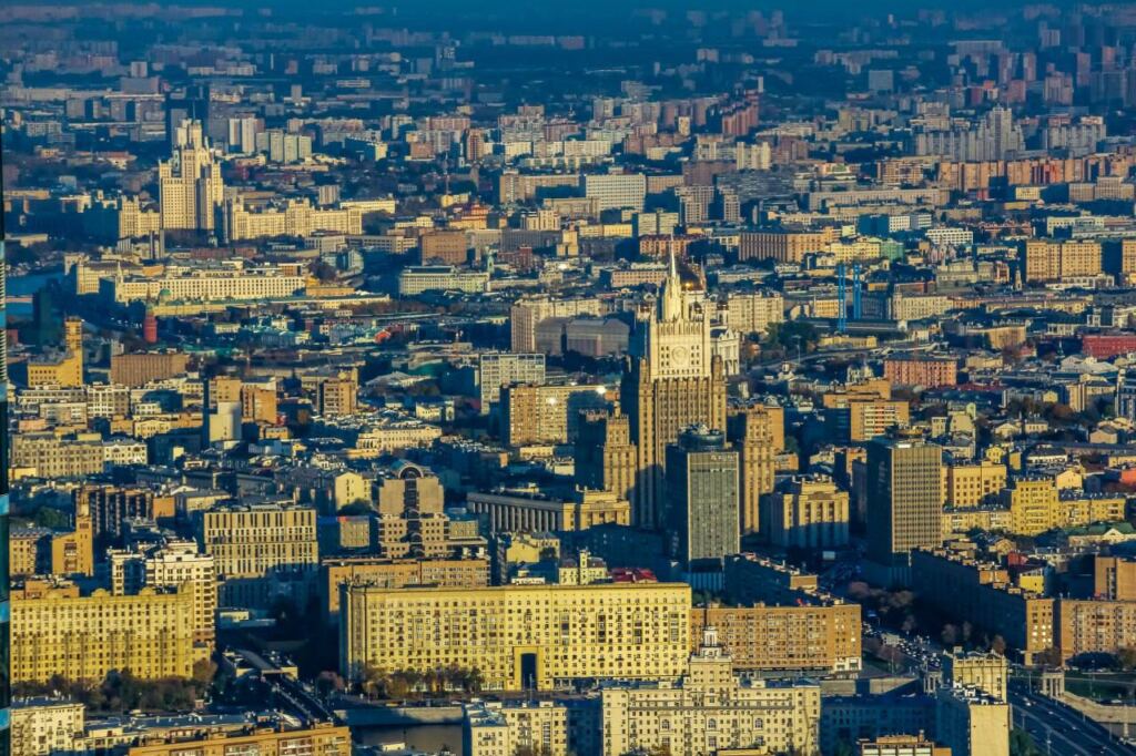 В Москве в 2025 году капитально отремонтировали более 1,3 тысячи домов