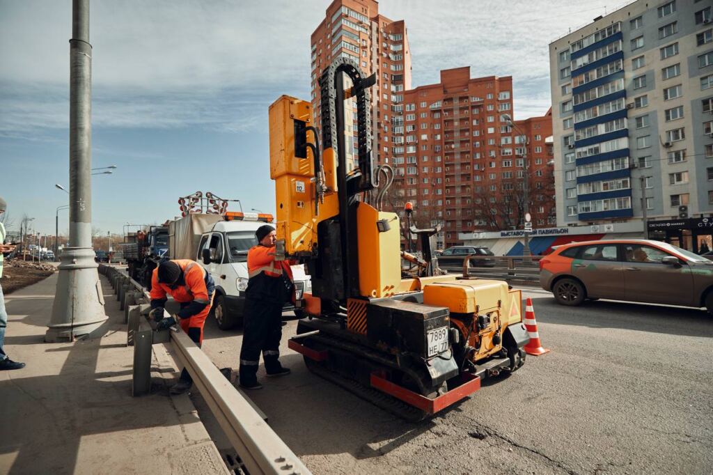 Кто сваи забивает?