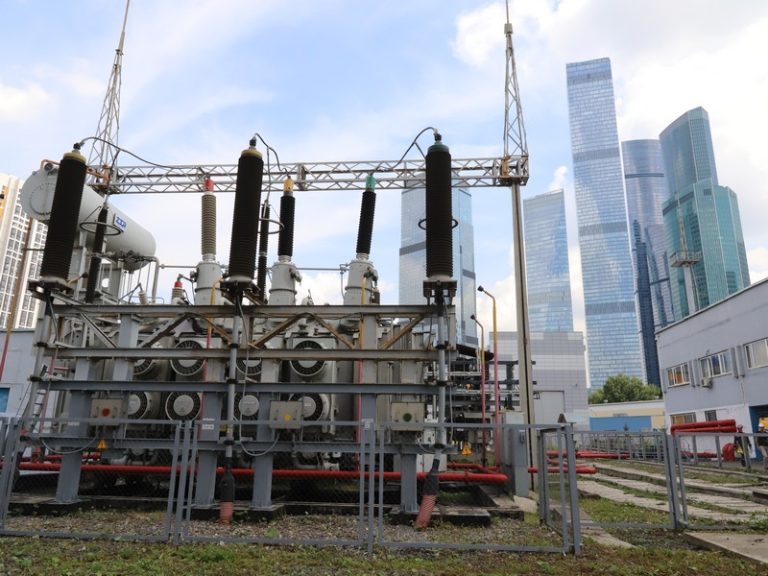 В Москве отремонтируют более 3,7 тысячи электроподстанций