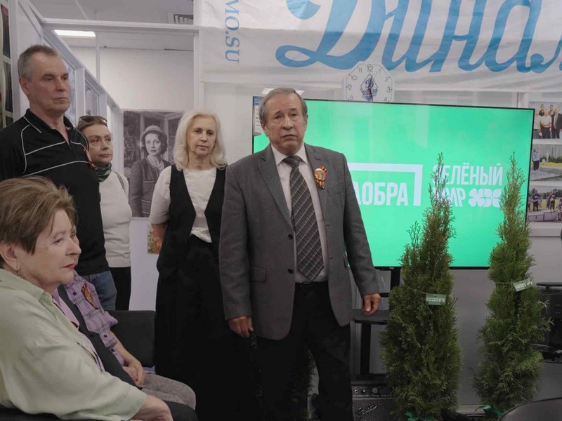 Ветеранов спорта поздравили с Днём Победы