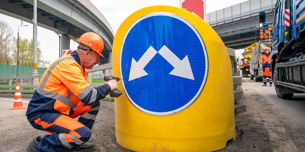 Около 500 буферов безопасности заменили на московских магистралях