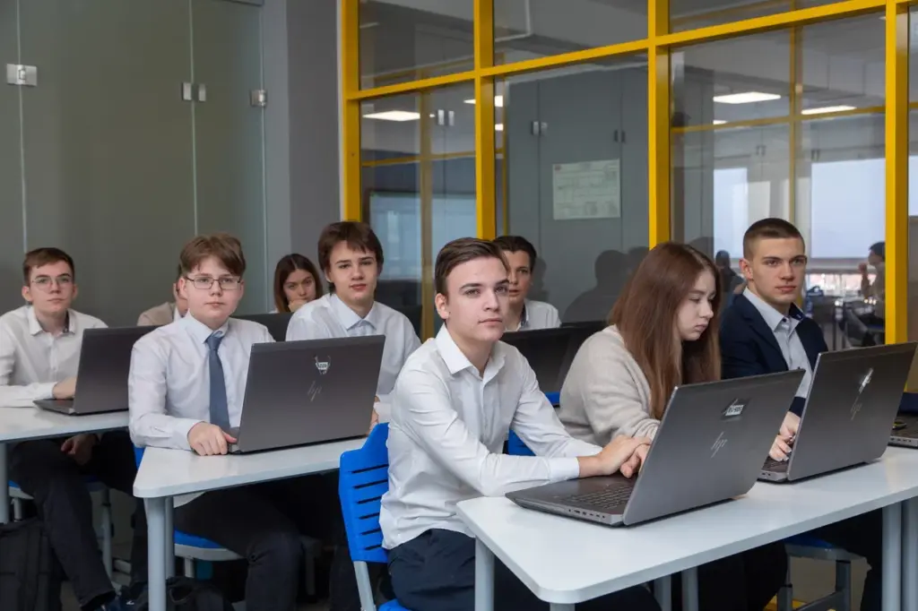 Шесть направлений профессионального образования: куда пойти учиться?