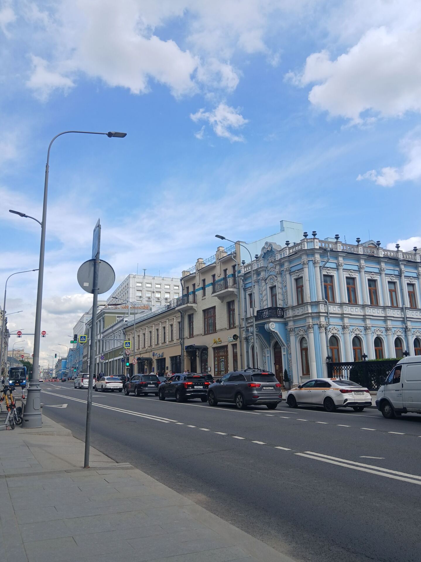 Сретинский бульвар. Фото Дарьи Донгузовой