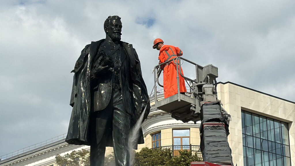 весна памятники в Москве Фото Яны Маевской