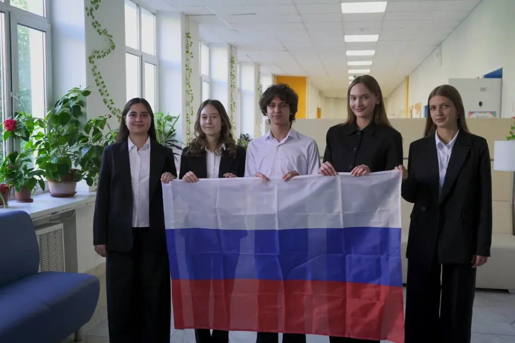 Сборная России на Международной олимпиаде по вопросам изменения климата и проблемам экологии. Фото пресс-службы Департамента образования и науки города Москвы
