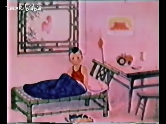 Побег бамбука, растущий в комнате