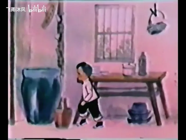 Побег бамбука, растущий в комнате