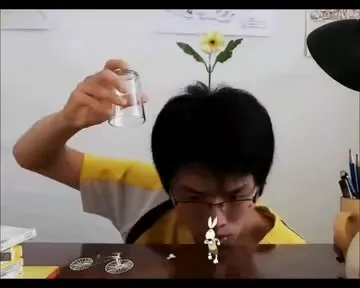 Куда бежит кролик?
