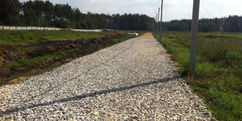 Грунтовая дорога из щебня и гравия под ключ