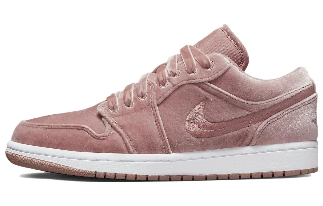Кроссовки Air Jordan 1 low "pink velvet"