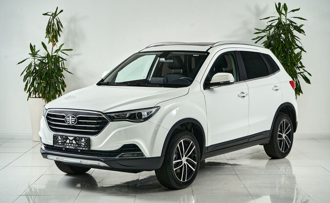 Faw Besturn X40 Basic 1.6 108 л.с. MT Белый