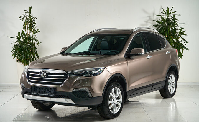 Faw Besturn X80 Luxury 2.0 142 л.с. AT Коричневый