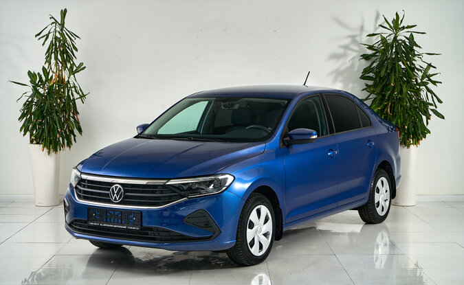 Volkswagen Polo Respect 1.6 110 л.с. MT Синий