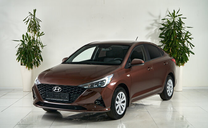 Hyundai Solaris Comfort 1.6 123 л.с. AT Коричневый