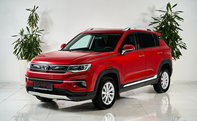 Changan CS35PLUS Comfort 1.6 128 л.с. AT Красный