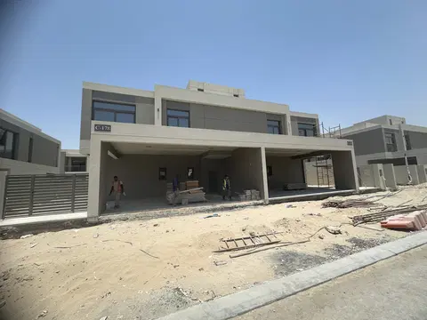 South Bay 3 Premium, Dubai South Residential District construction progress — 23 July 2026, 88.42% complete, photo 1 of 10