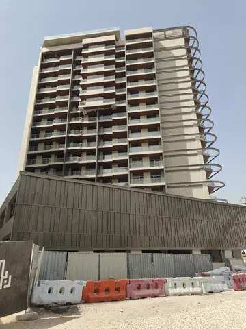 Marquis Elegance, Arjan construction progress — 17 February 2026, 96.68% complete, photo 10 of 15
