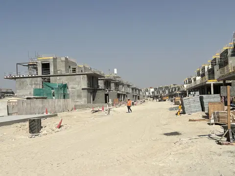 Ход строительства Nad Al Sheba Gardens Phase 4, Nad Al Sheba 1 — 16 июля 2026, готовность 57,04%, снимок 7 из 12