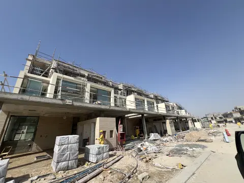 Ход строительства Nad Al Sheba Gardens Phase 4, Nad Al Sheba 1 — 16 июля 2026, готовность 57,04%, снимок 4 из 12