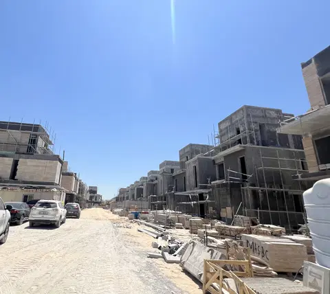 Lua Residences, Lua Residences construction progress — 16 June 2026, 55.20% complete, photo 4 of 10