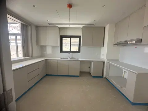 Ход строительства South Bay 5 Premium, Dubai South Residential District — 23 июля 2026, готовность 77,77%, снимок 6 из 8