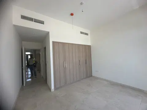 Ход строительства South Bay 5 Premium, Dubai South Residential District — 23 июля 2026, готовность 77,77%, снимок 1 из 8