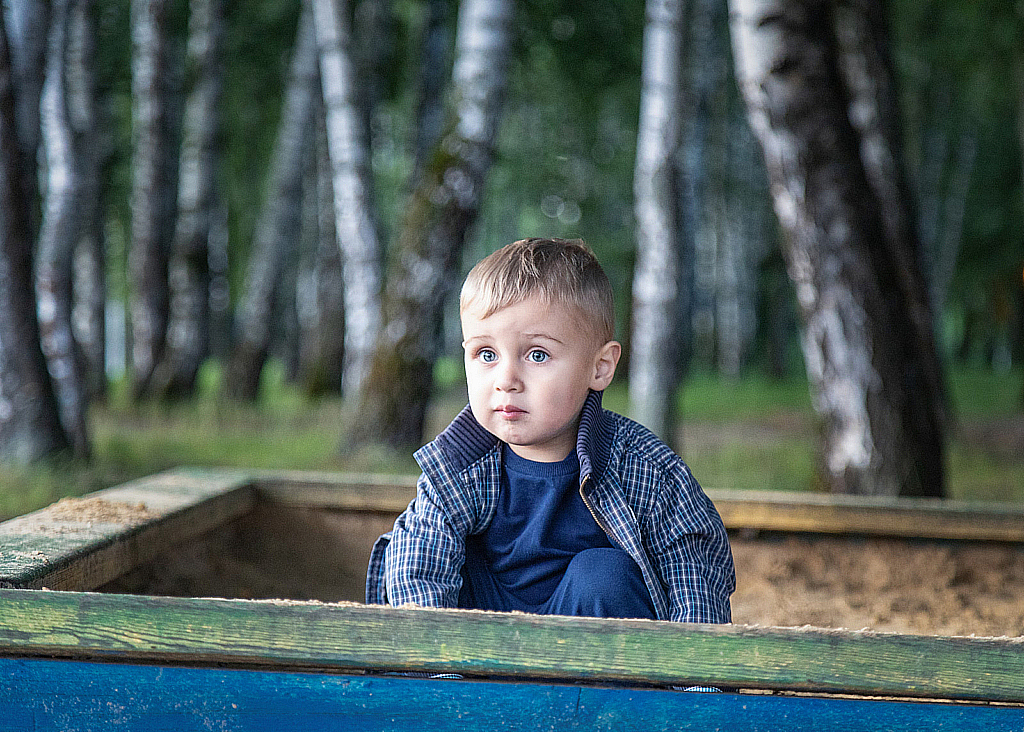 Возле дома-210723_204544