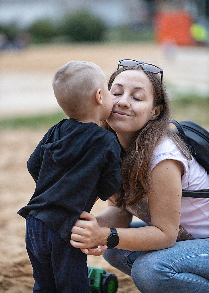 Возле дома-210810_203222