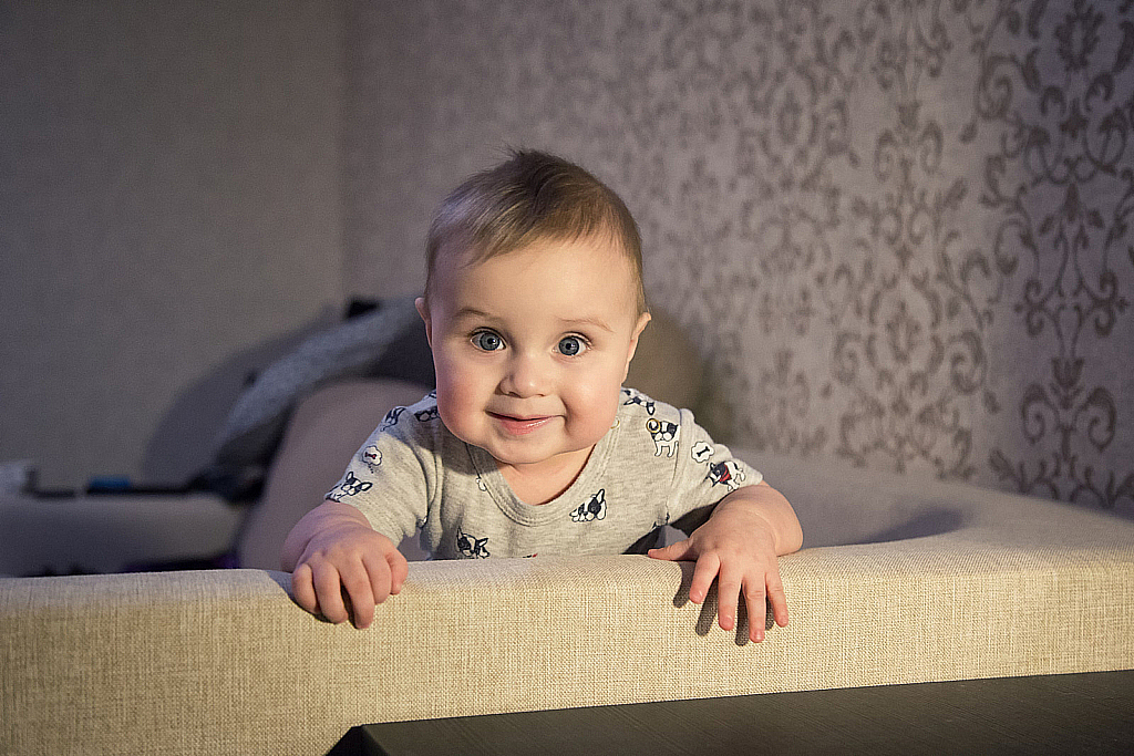 Еник на диване-200411_203331