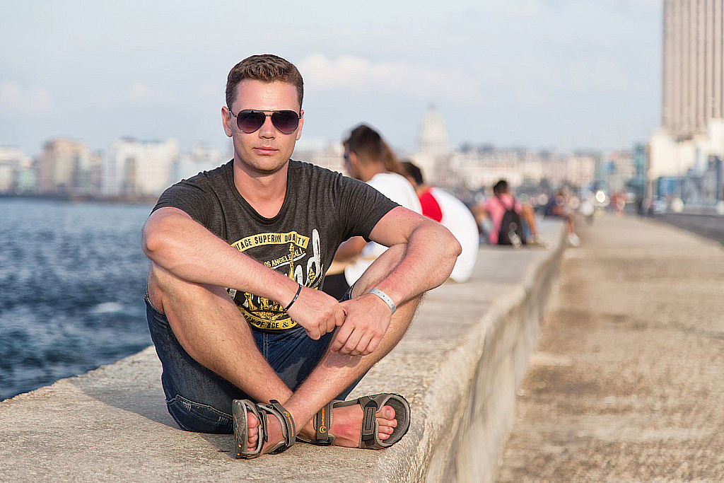 Куба 2017 Туристы в Гаване-180503_044606