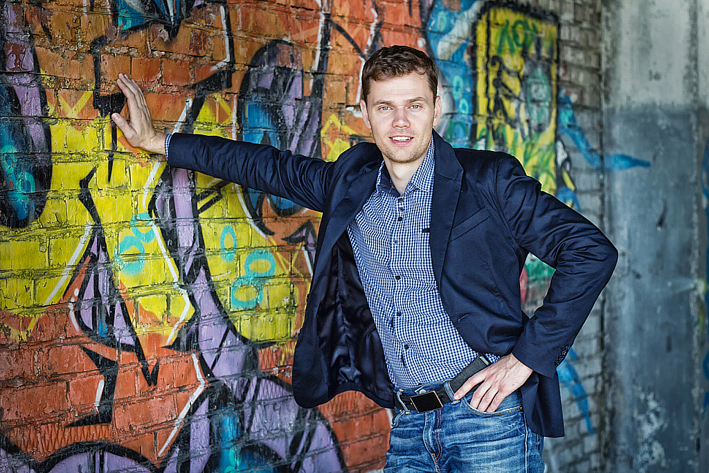 Паша в автобатальоне-160709_200716