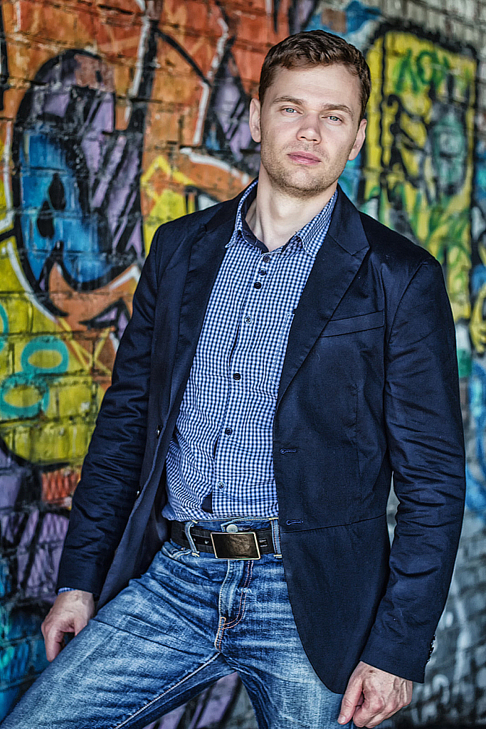 Паша в автобатальоне-160709_200820