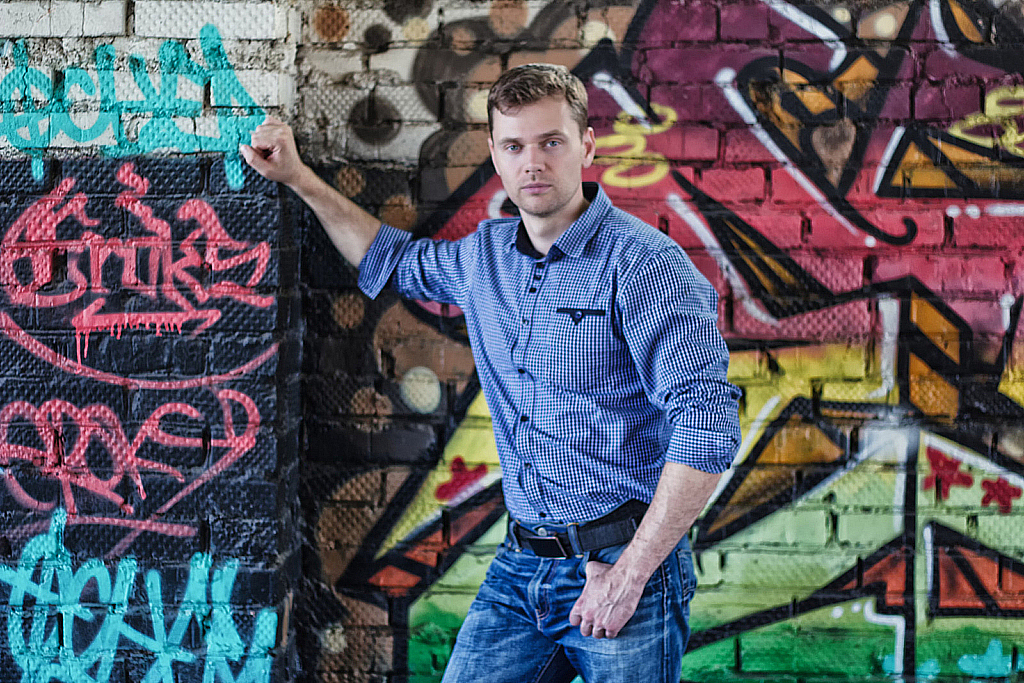 Паша в автобатальоне-160709_203403