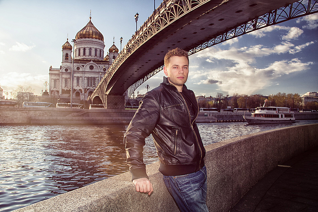 Прогулка с Пашей по Москве-160423_200841