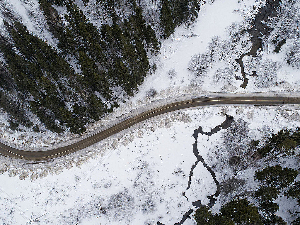 Река зимой (дронофото)-190209_153821 1