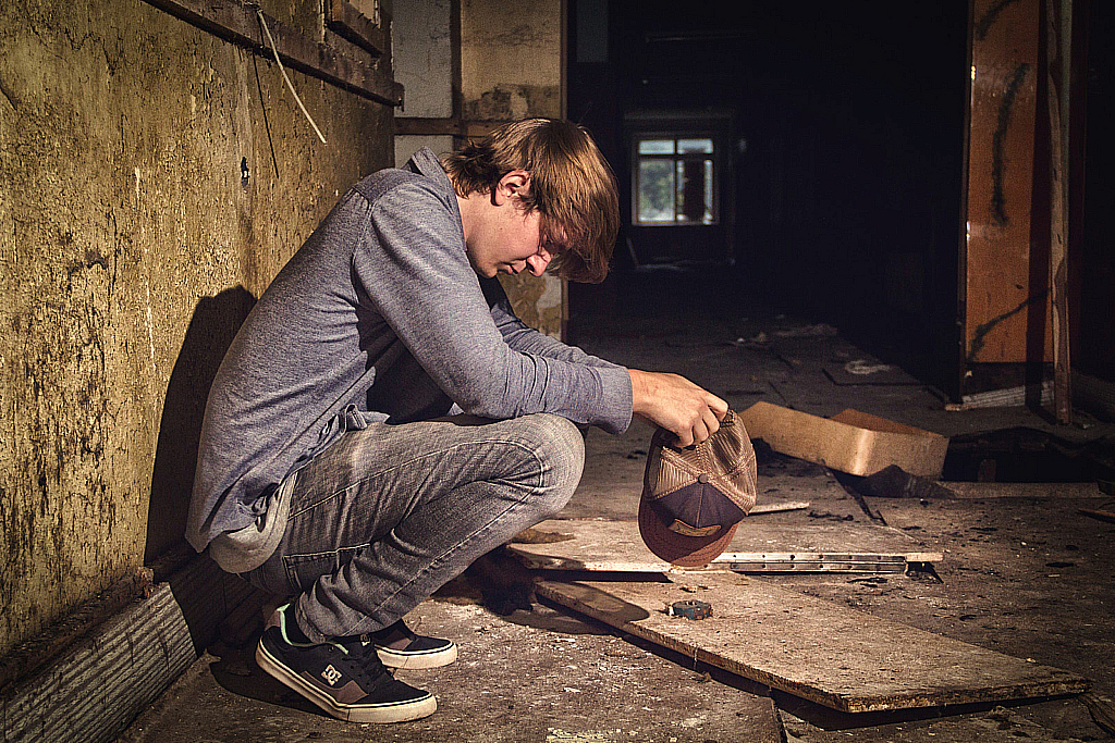 Тим в заброшке-150815_201734