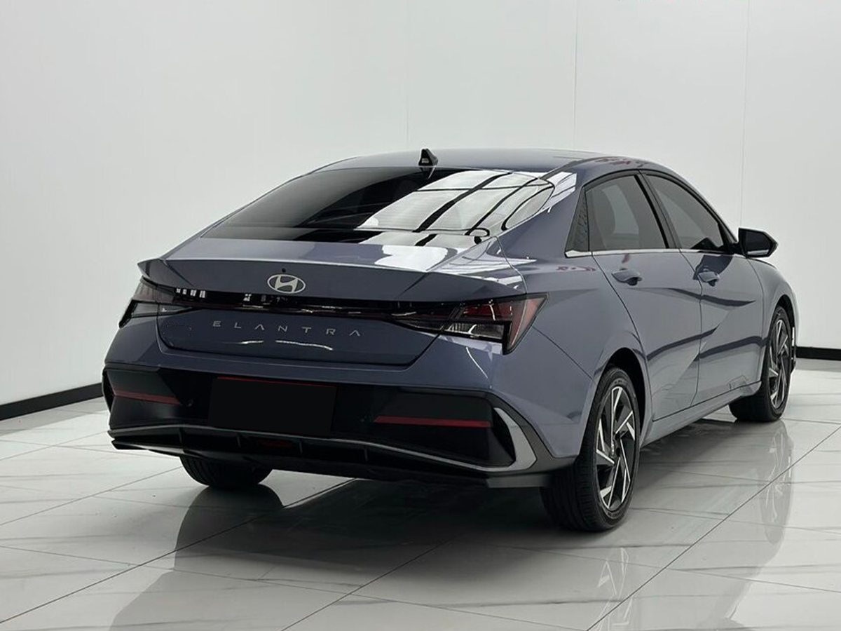 Фото автомобиля 3