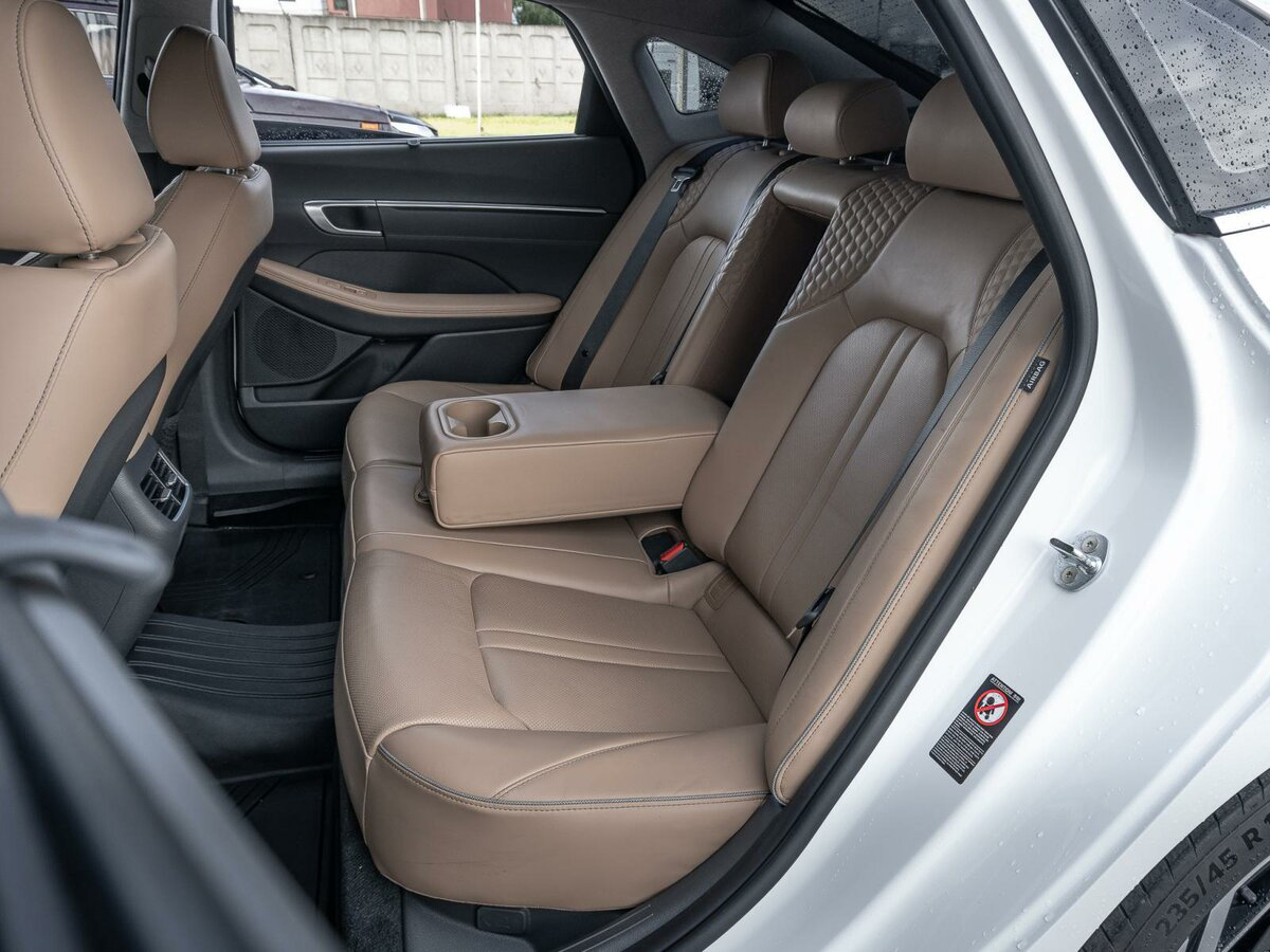 Фото автомобиля 7