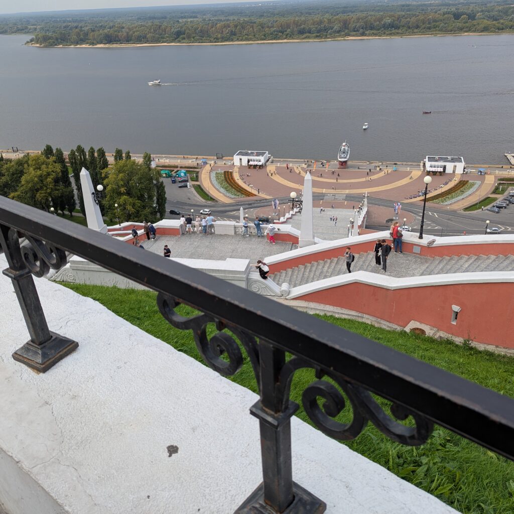 Чкаловская лестница и смотровая площадка